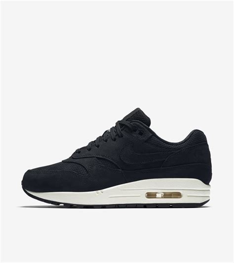 nike air max one zwart dames|air max 1 aanbieding.